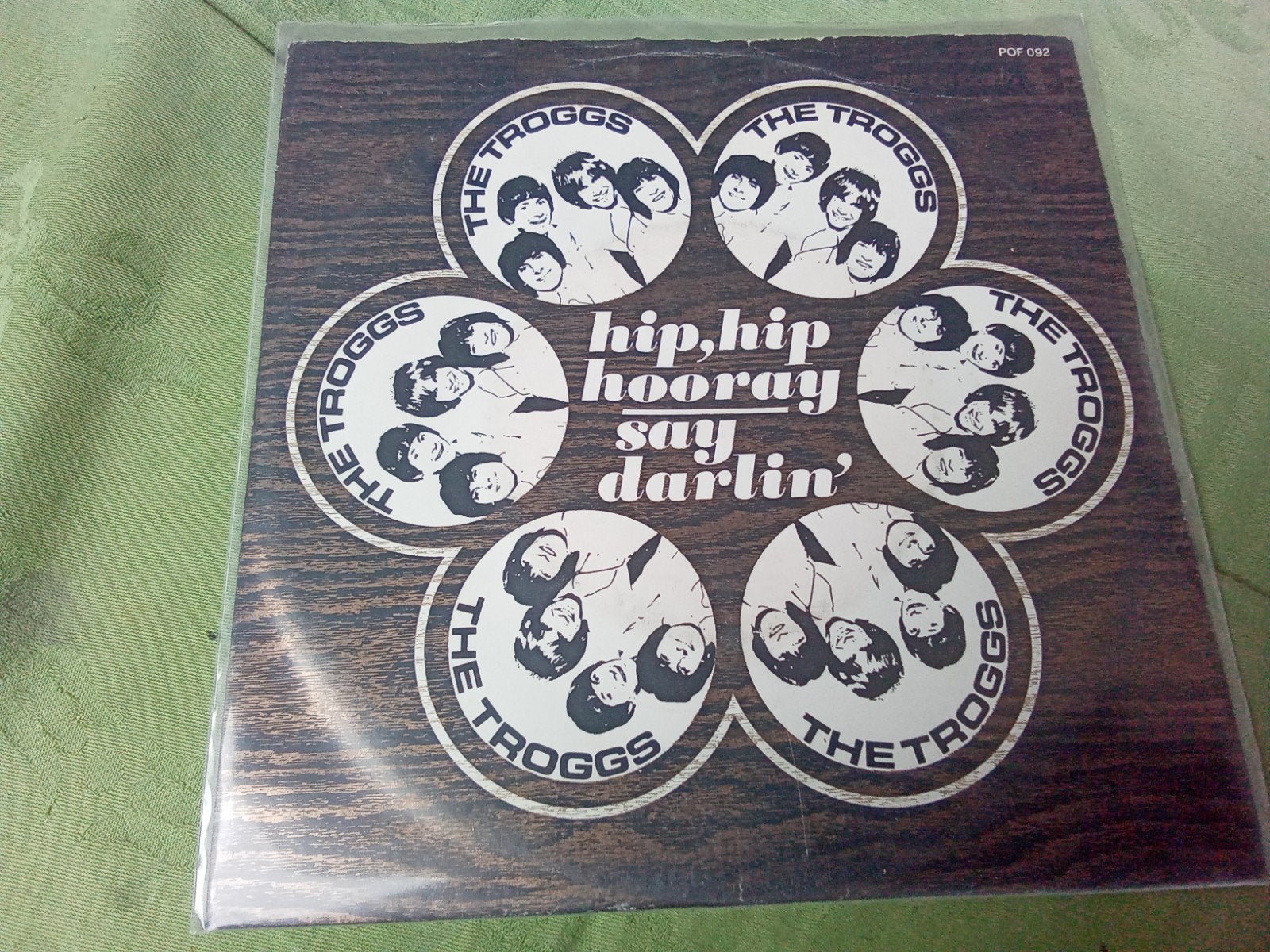 The Troggs.            hip hip hooray, Verzenden, Gebruikt