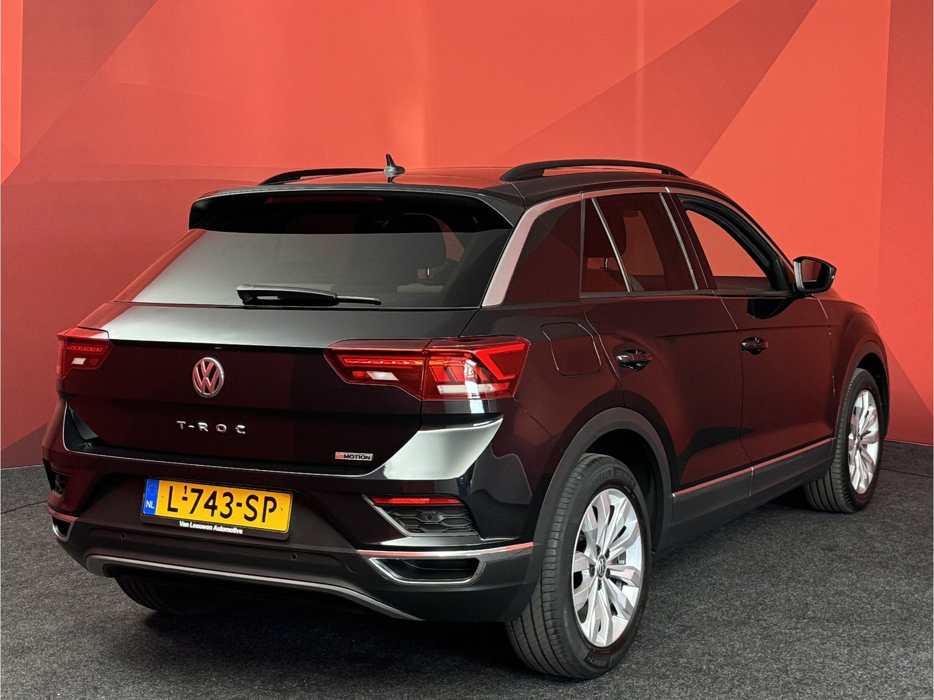 Volkswagen T-Roc 2.0 TSI 4Motion Sport | Panorama dak | Auto, Automaat, Gebruikt, 1984 cc, Zwart