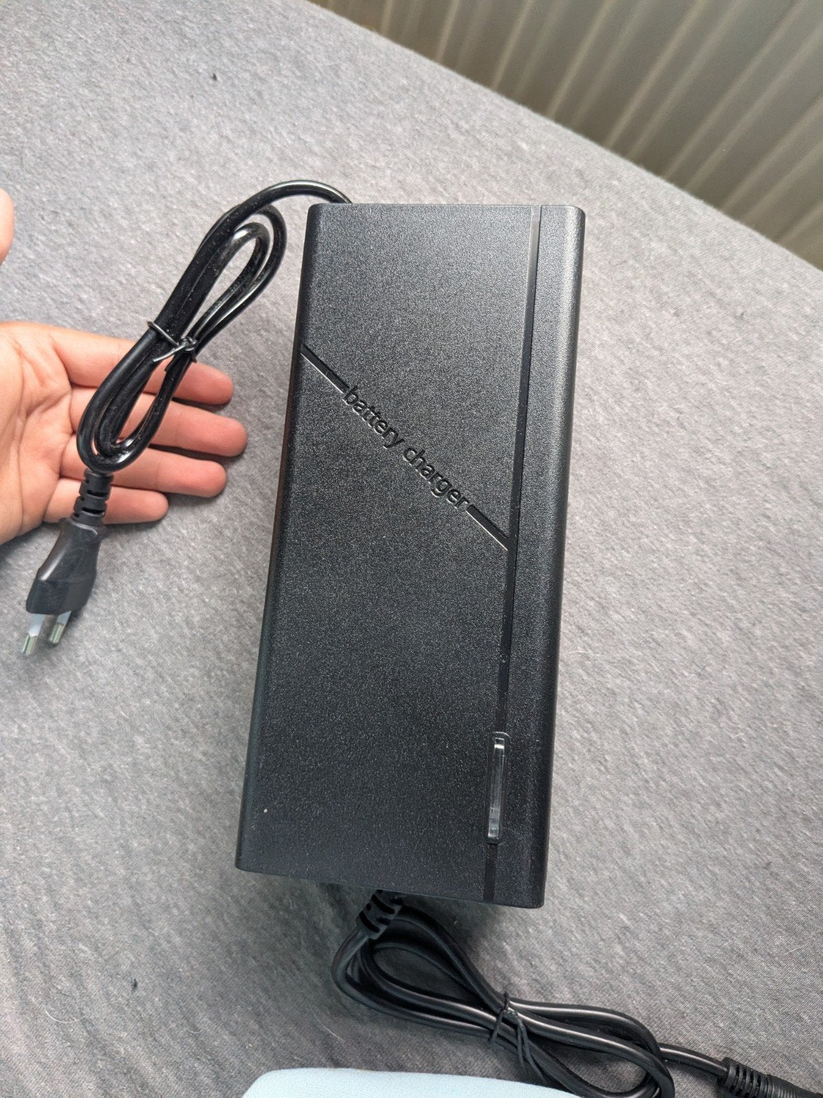 Oplader voor Fatbike - 72V 5A Lithium Batterijlader, Fietsen en Brommers, Fietsaccessoires | Fietsaccu's