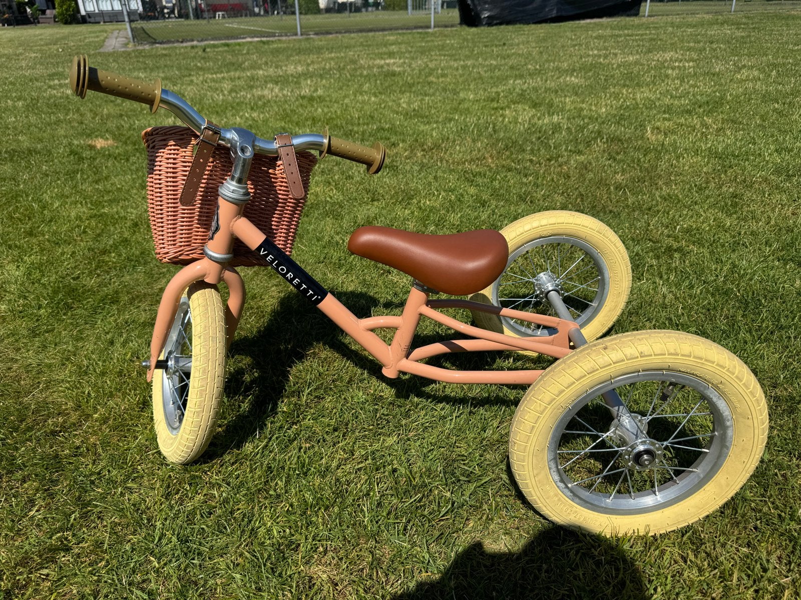 Veloretti loopfiets/driewieler zonder mandje, Ophalen, Gebruikt, Velgrem, Verstelbare zitting