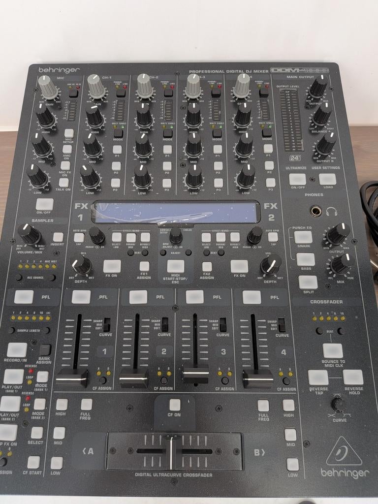 Behringer DDM4000 Digital DJ Mixer | 5-Channel | FX | MIDI, Ophalen of Verzenden, Zo goed als nieuw, Nvt, Nvt