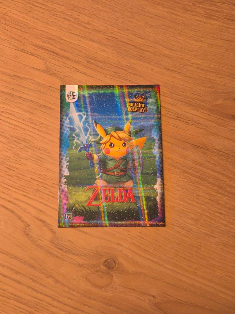 Pikachu Cosplay Kaarten, Ophalen of Verzenden, Zo goed als nieuw, Meerdere kaarten, Foil