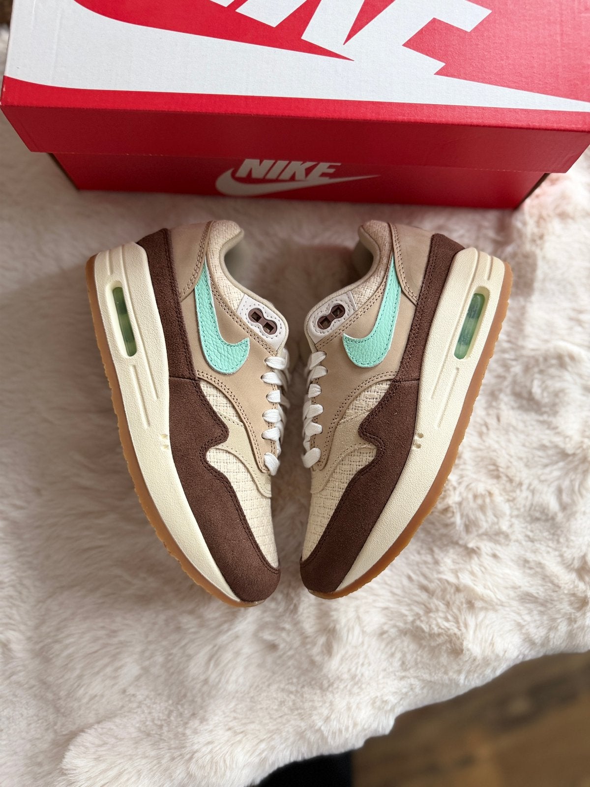 Nike Air Max 1 Bruin Beige Creme  EU 36.5 AirMax One 90 n, Beige, Nieuw, Ophalen of Verzenden, Sneakers of Gympen