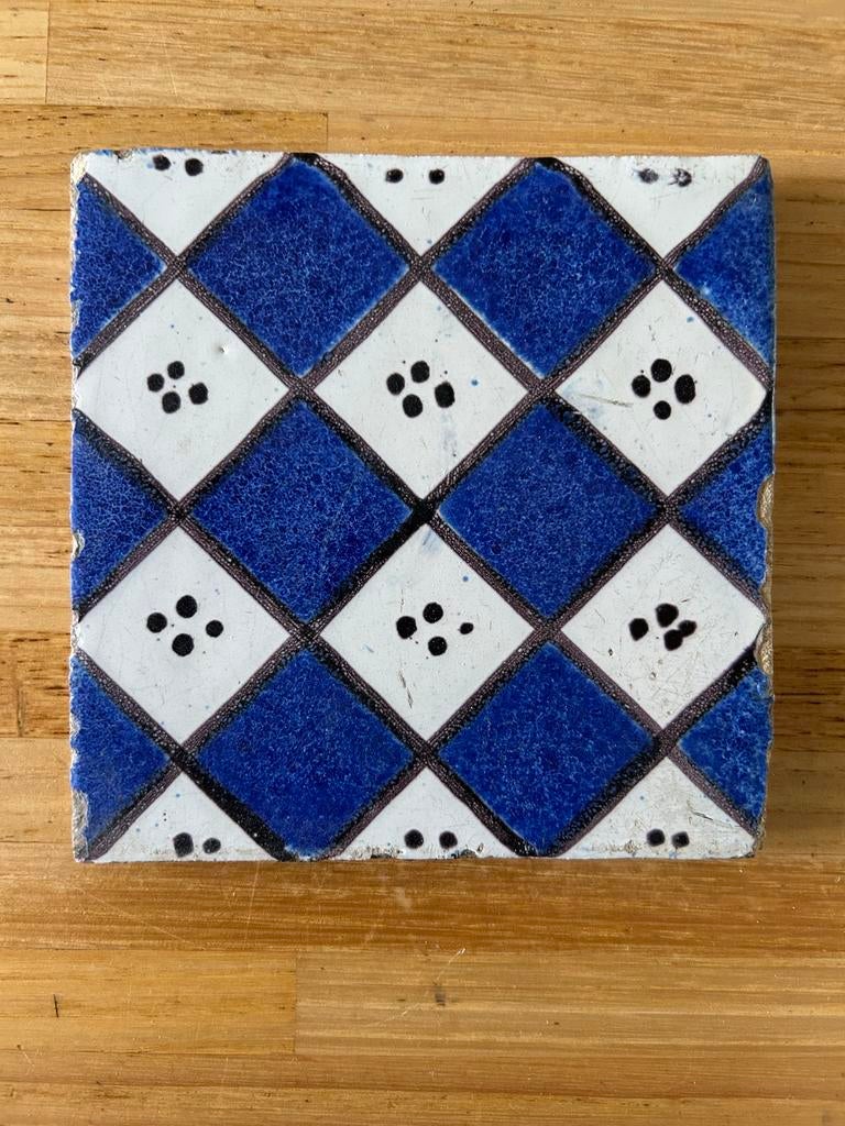 Antieke Delfts Blauwe Tegel met Ruitpatroon, Antiek en Kunst, Antiek | Wandborden en Tegels, Ophalen of Verzenden