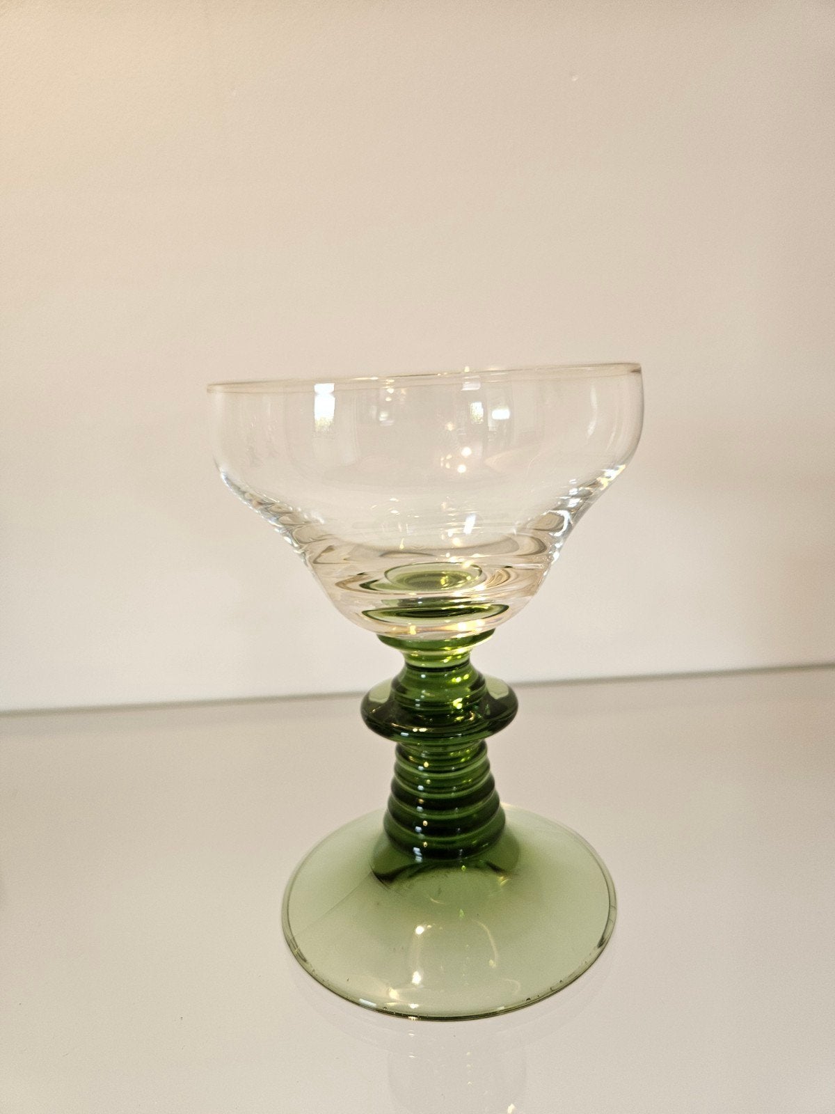 Set van 4 vintage champagnecoupes , met groene voet, Ophalen of Verzenden