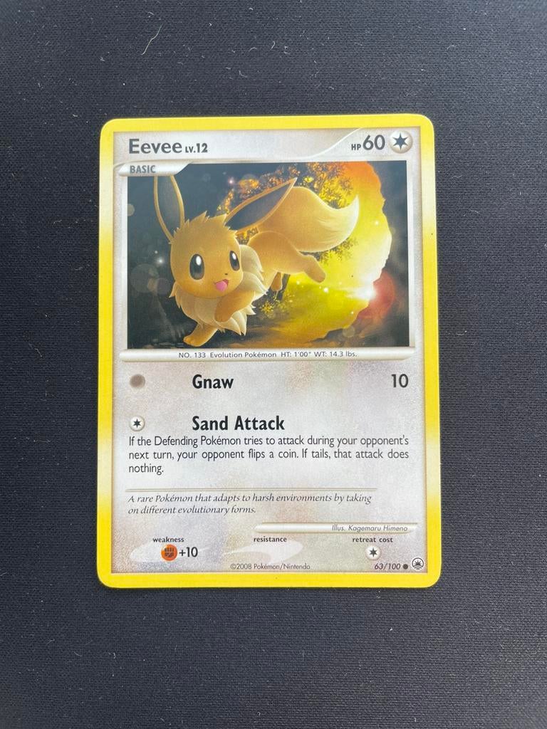 Eevee 63/100 Majestic Dawn Pokémon kaart, Ophalen of Verzenden, Zo goed als nieuw