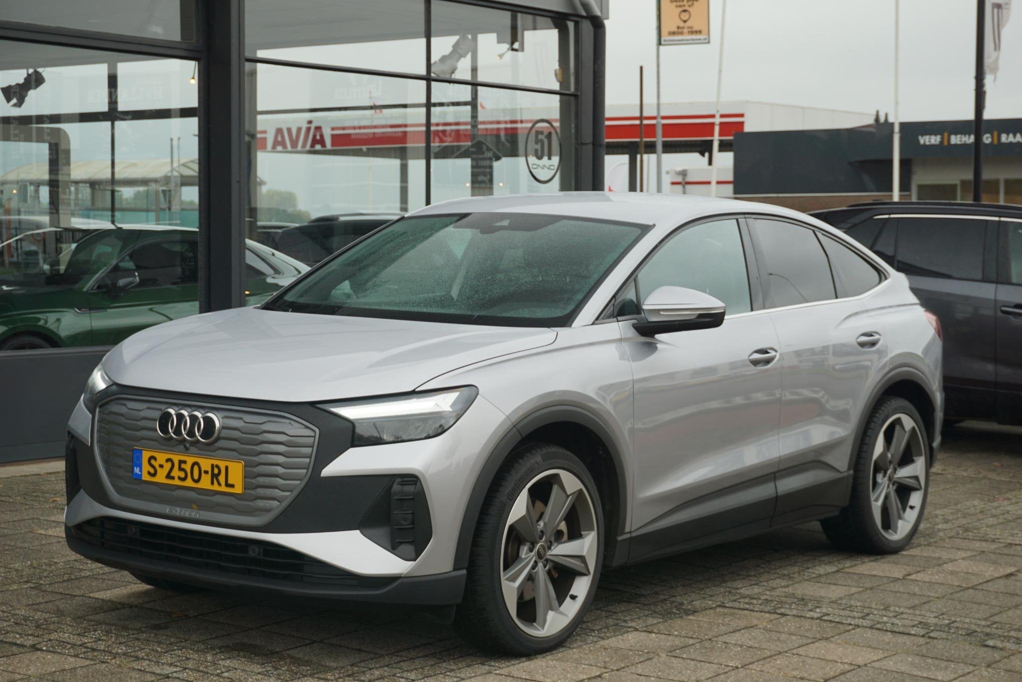 Audi Q4 Sportback e-tron 40 Edition 77 kWh, Auto's, Automaat, Gebruikt, Met garantie (alle), 2020 kg