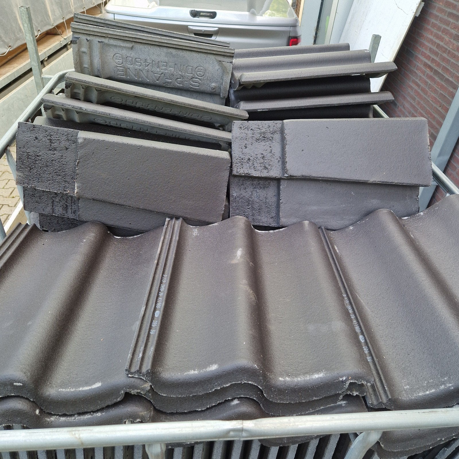Te koop 150 nieuwe sneldekkers, Doe-het-zelf en Verbouw, Dakpannen en Dakbedekking, Steen of Klei, Nieuw, Ophalen of Verzenden