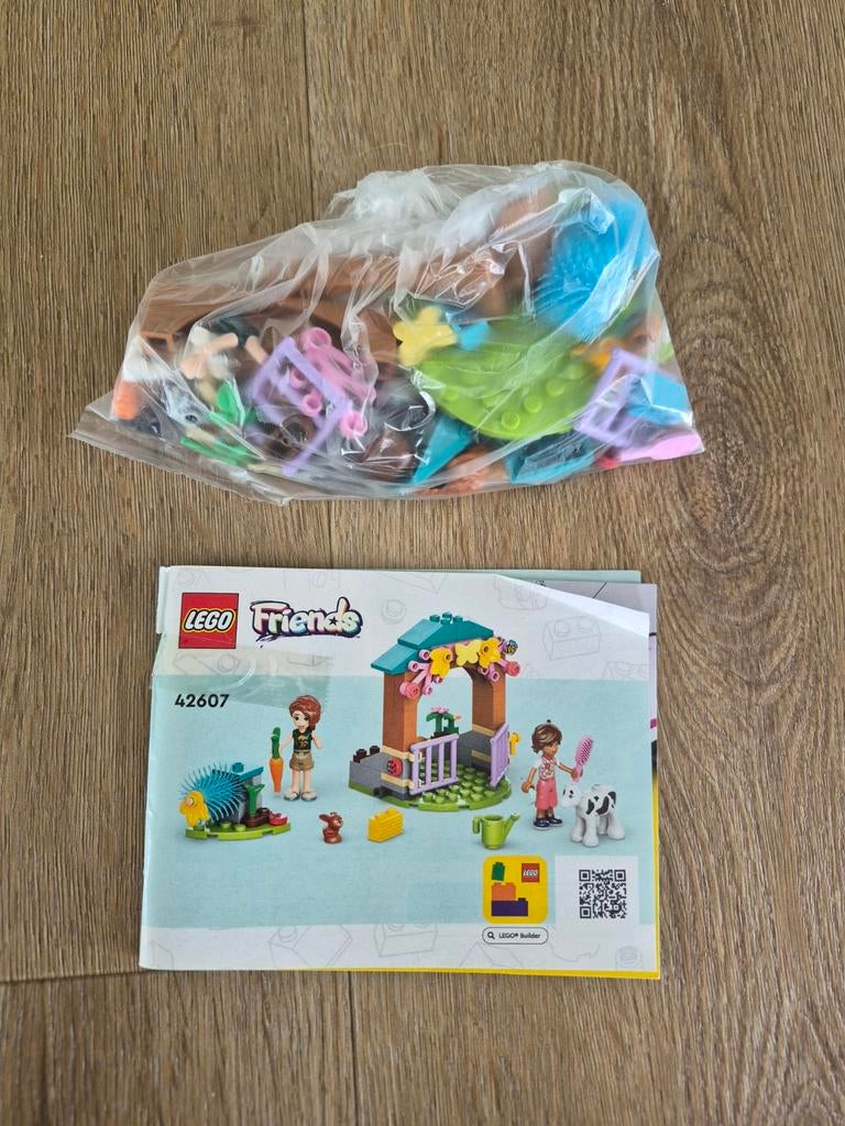 Lego Friends 42607 Autumns schuur met kalfje, Lego, Ophalen of Verzenden, Zo goed als nieuw, Compleet