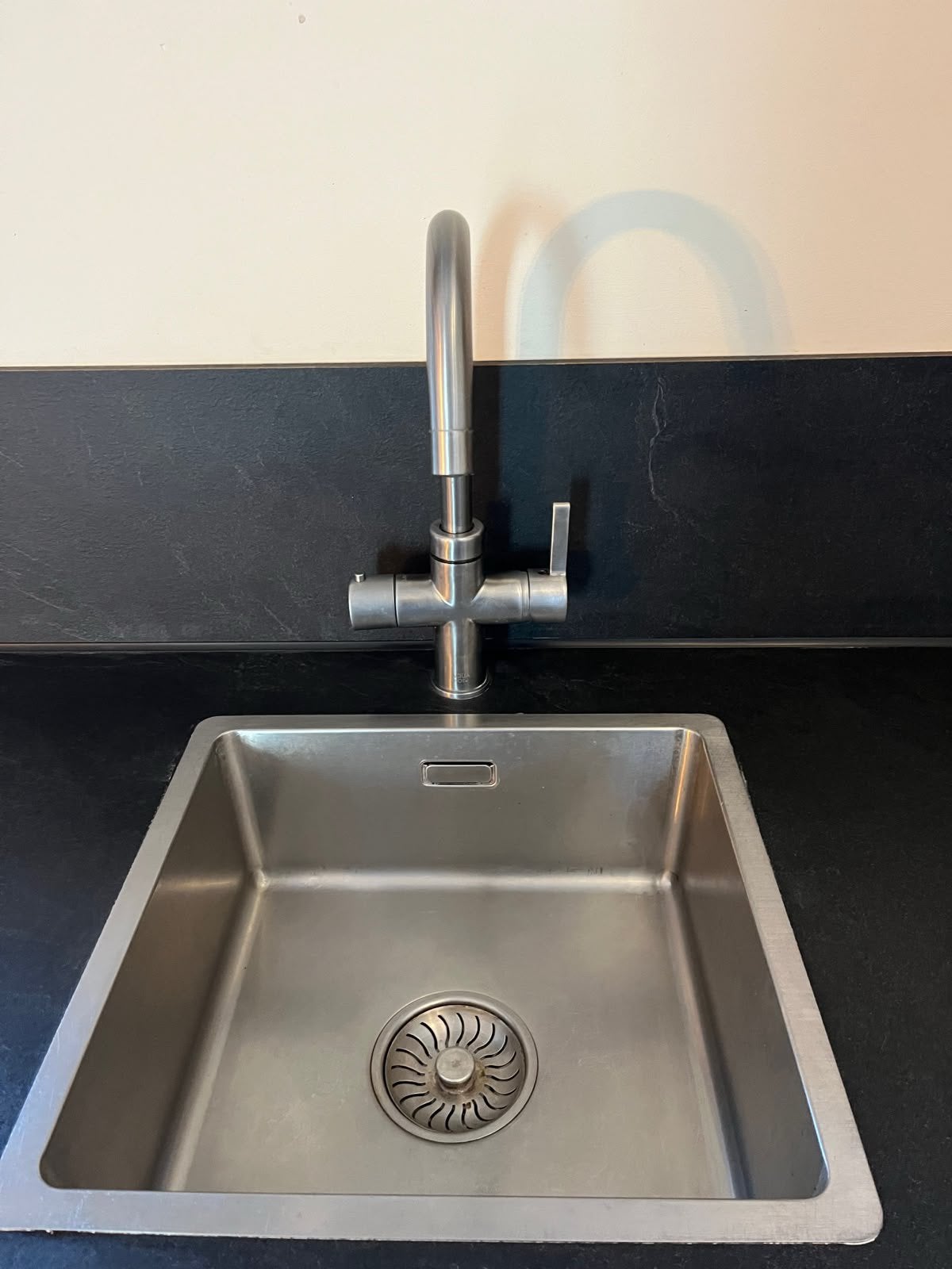 Moderne complete keuken | Circa 3 jaar oud, Ophalen, Overige materialen, Zwart, Dubbelwandige keuken