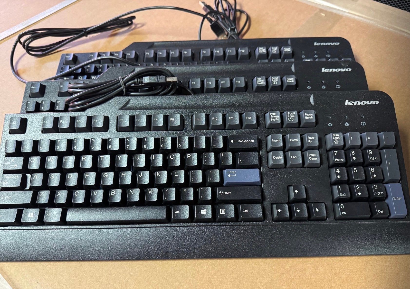 Partij nieuwe toetsenborden Lenovo, Computers en Software, Ophalen of Verzenden, Zo goed als nieuw
