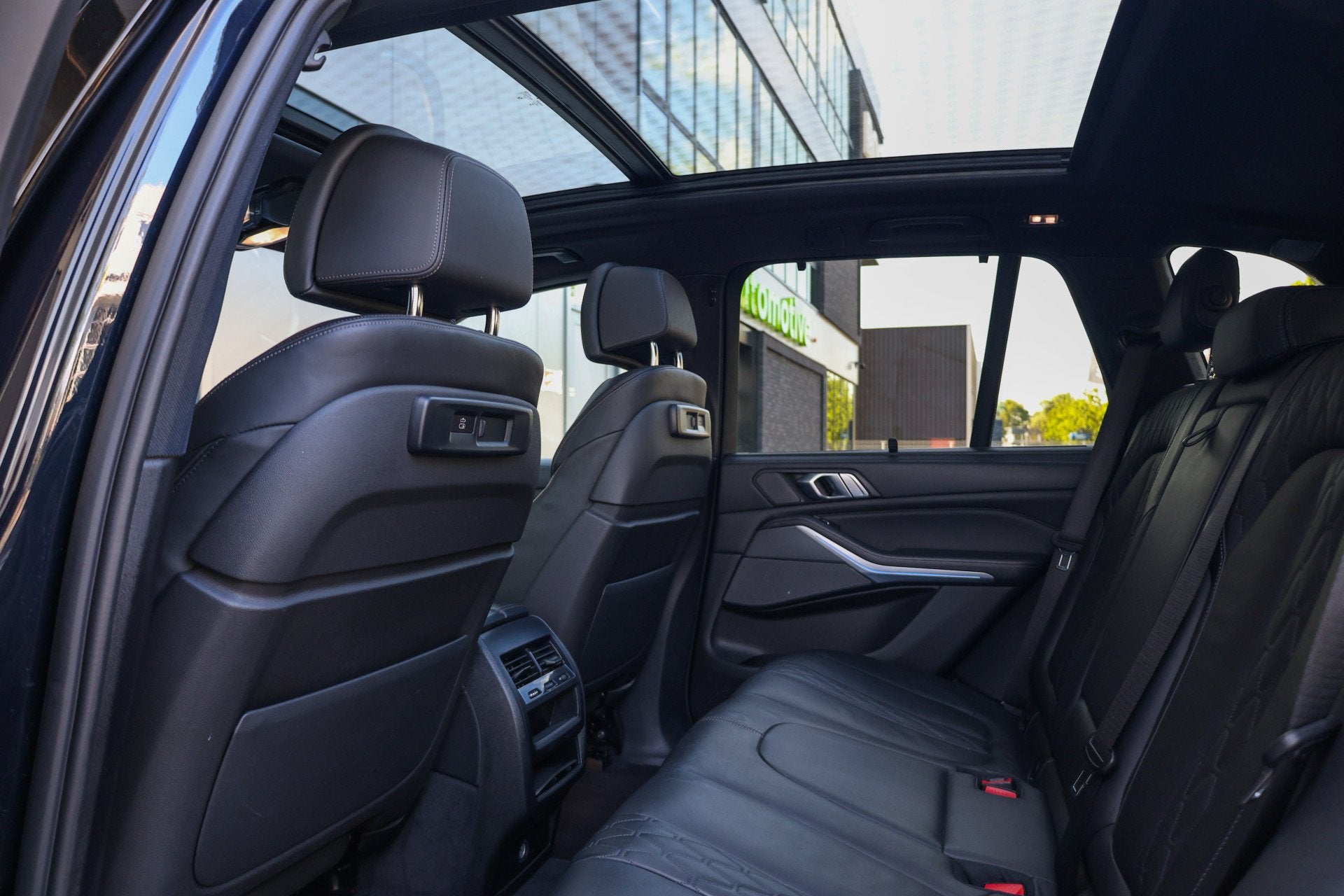 Foto 17 van BMW X5 xDrive45e High Executive | BTW | M-SPORT | PANO | LAS