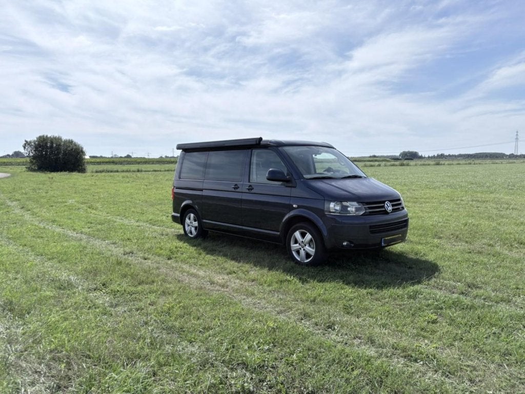 Volkswagen California GP | 2011 | Euro5 | Luifel | Trekhaak, Caravans en Kamperen, Niet ingevuld, Buscamper of Camperbus, Volkswagen