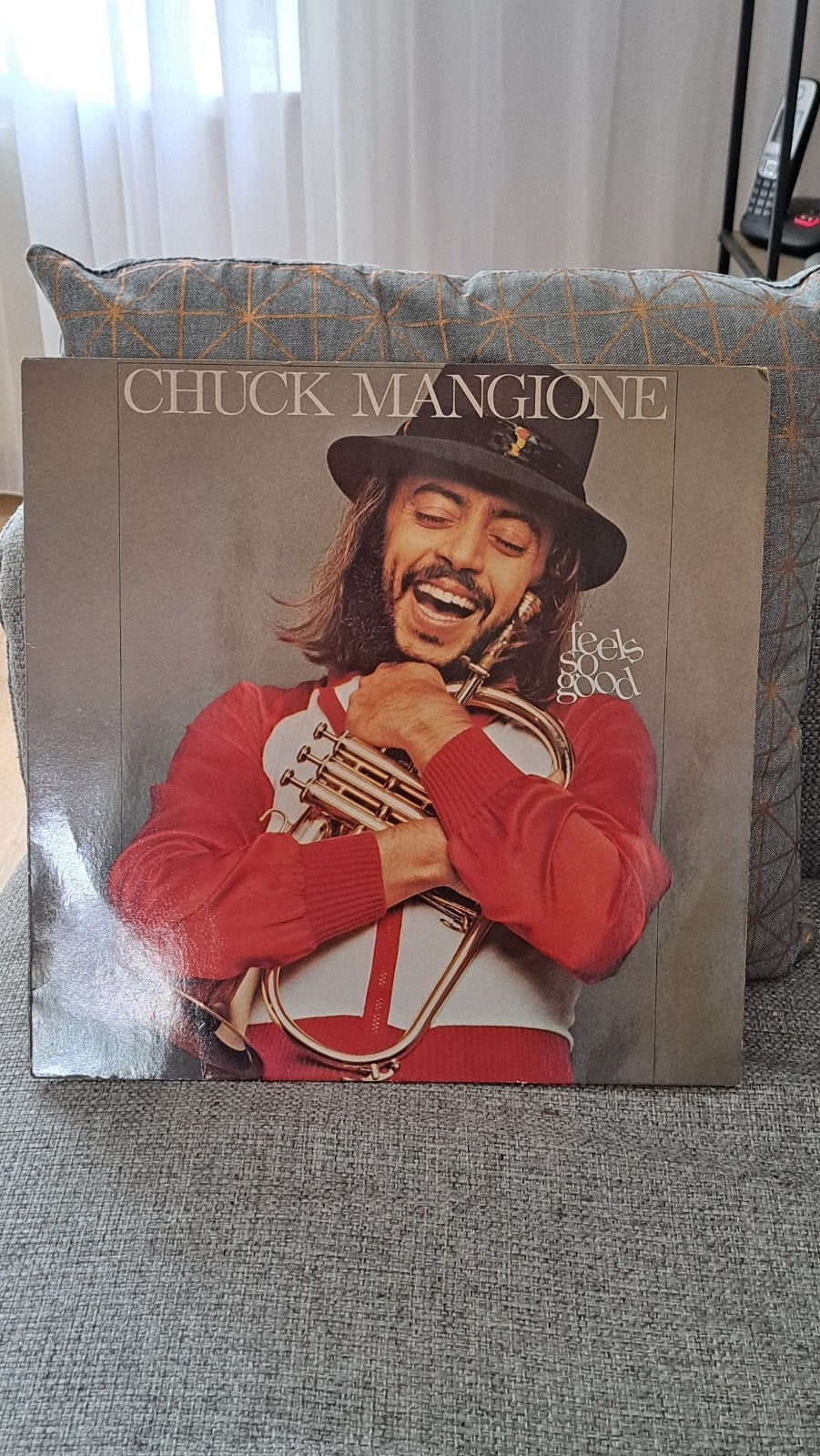 vinyl lp   Chuck mangione  ,,feels so good ,, LP, Ophalen of Verzenden, Zo goed als nieuw, Inclusief binnenhoes