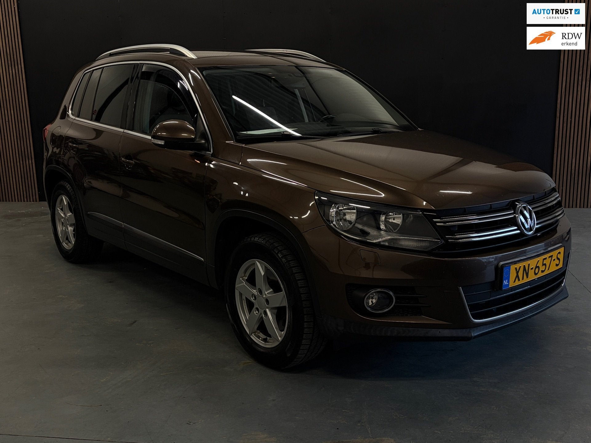 Volkswagen Tiguan 1.4 TSI Sport&Style Trekhaak Camera Stoelv, Voorwielaandrijving, Euro 5, 15 km/l, Zwart