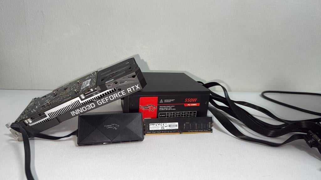 Alles bundle videokaart + ram + voeding (psu) + fanhub, Ophalen of Verzenden, Gebruikt
