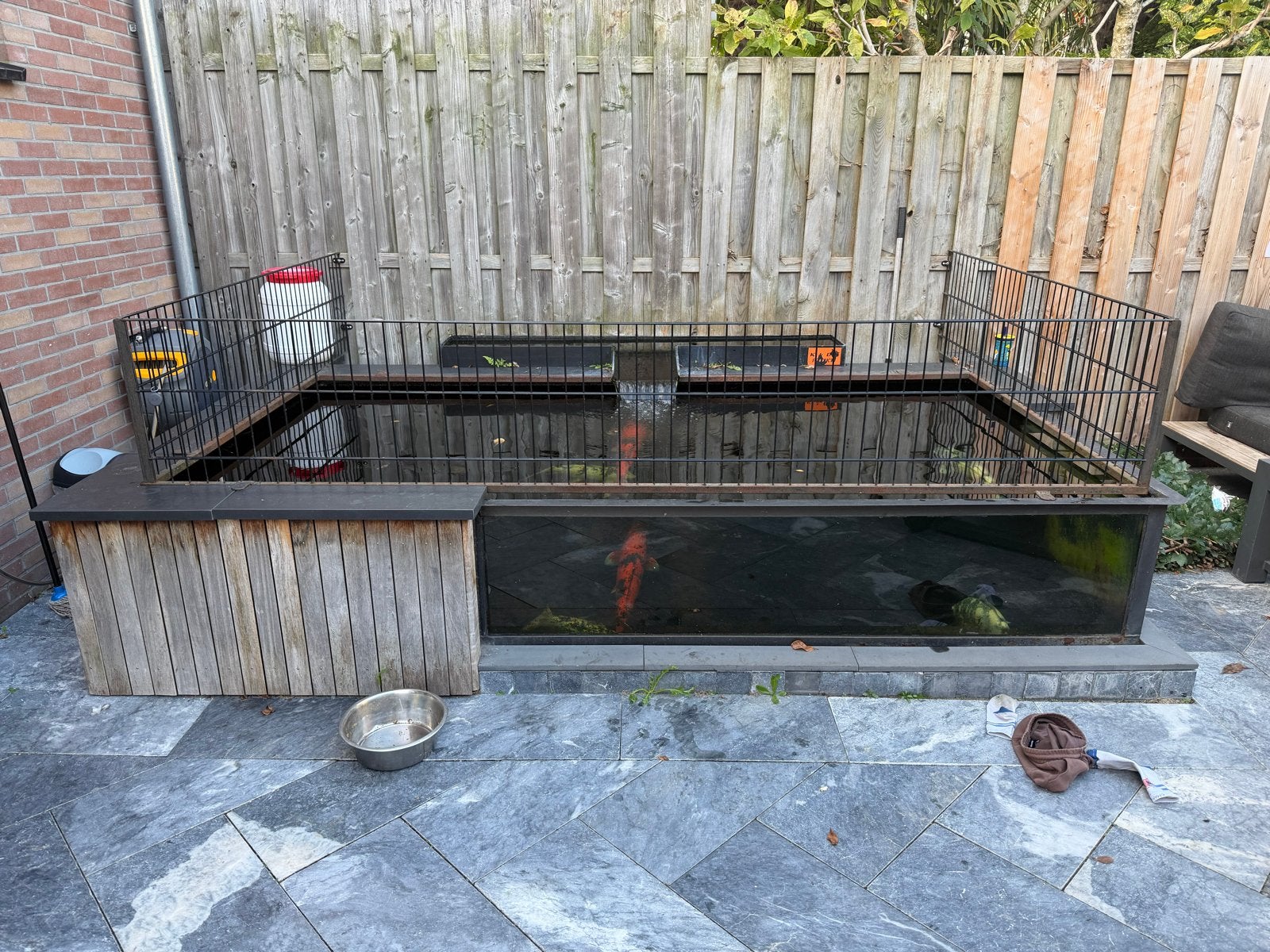 Complete Koivijver met Trommelfilter en Bewegend Bed, Ophalen, Gebruikt