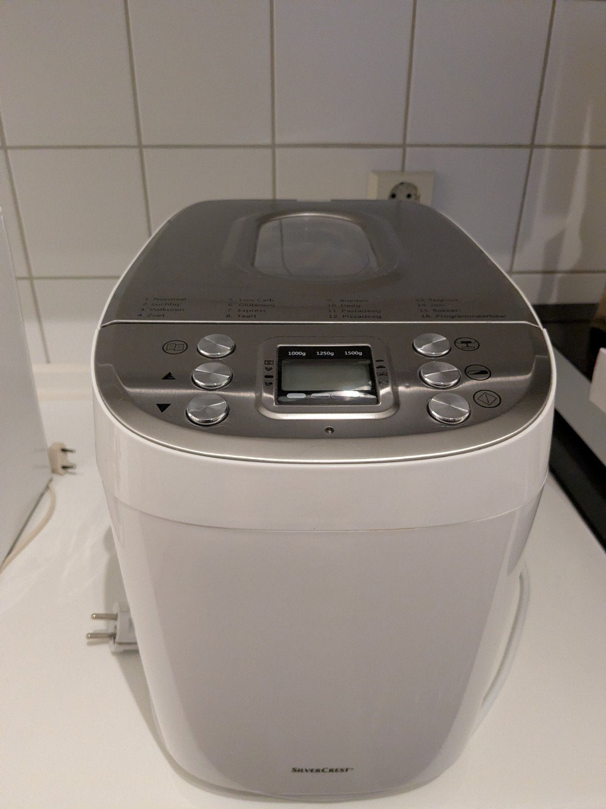 Silvercrest broodbak machine, Zo goed als nieuw, 1200 tot 1600 gram deeg, Kijkvenster, Ophalen