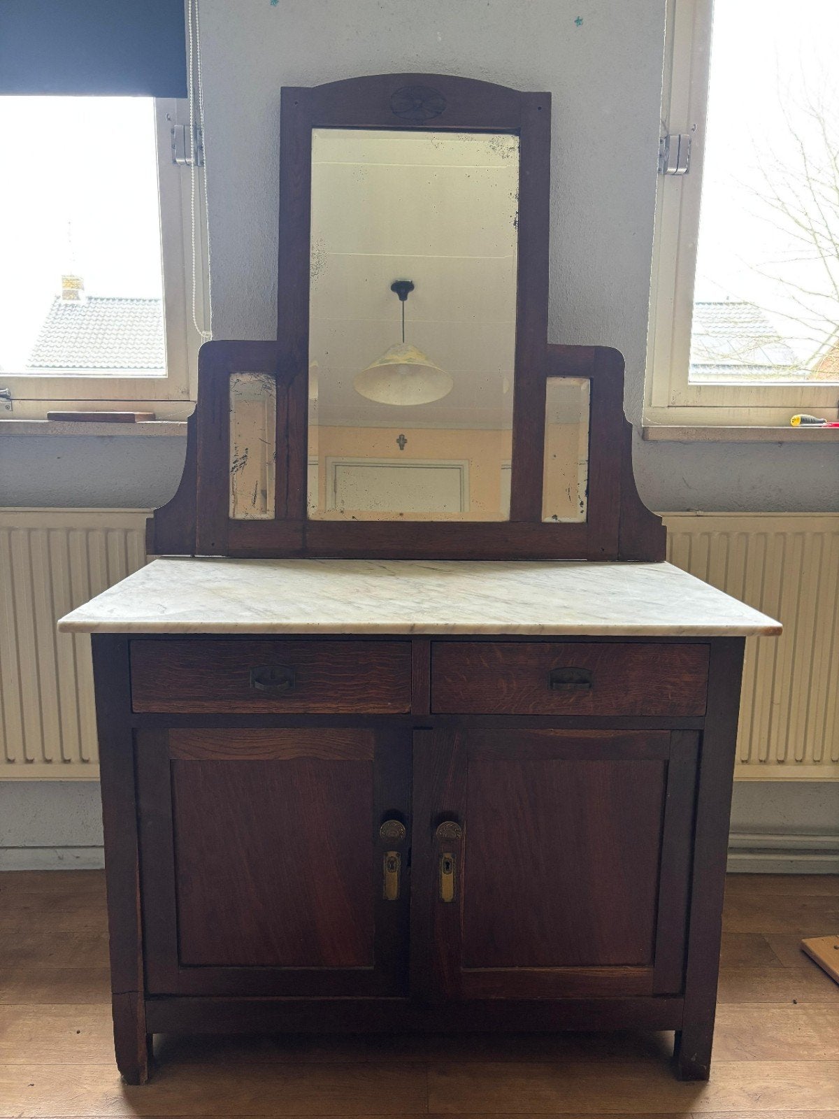 Oude kast met spiegel en marmeren blad, Ophalen of Verzenden