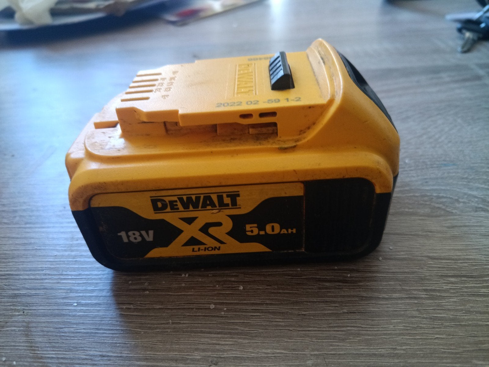 DeWALT XR 18V 5.0Ah Li-Ion Accu, Ophalen of Verzenden, Gebruikt, Overige merken, Overige typen