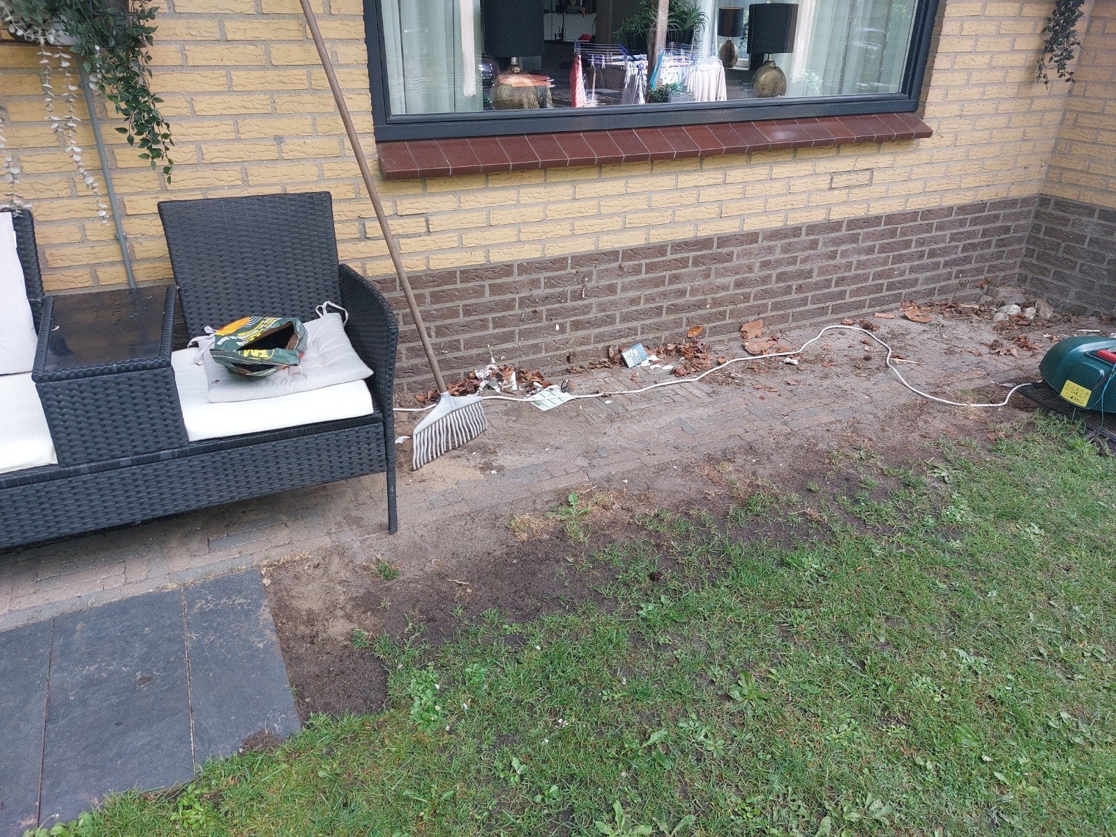 Bestrating 8m2 gratis af te halen in Ermelo, Ophalen, Gebruikt, Klinkers, 5 tot 10 m²