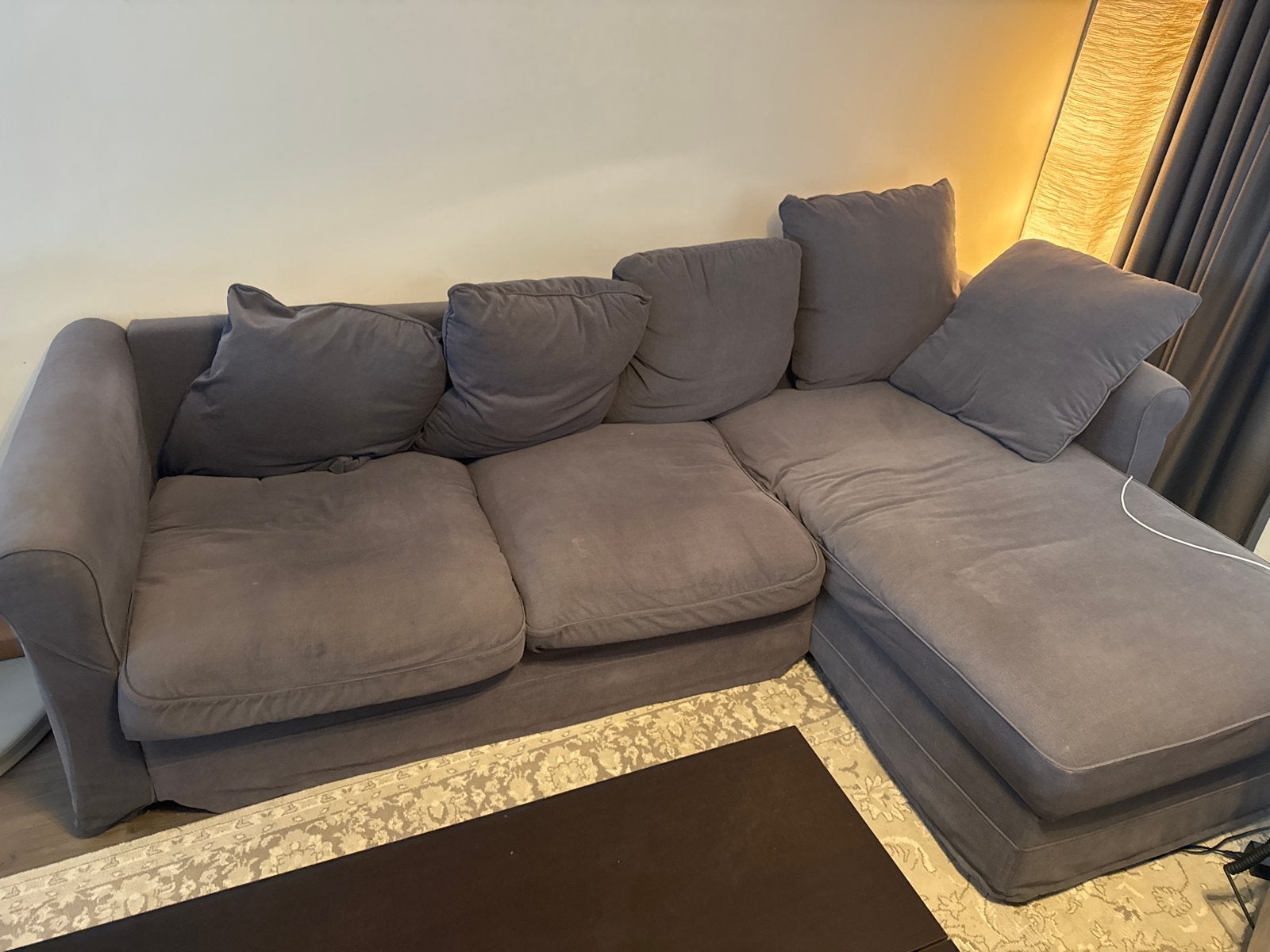 Comfortabele hoekbank met opbergruimte - Grijs, 250 tot 300 cm, Gebruikt, Ophalen of Verzenden, Vierpersoons of meer