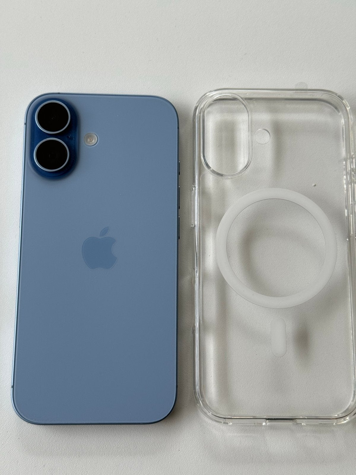 iPhone 17 (iCloud vergrendeld) - Nieuwstaat, voor onderdelen, 256 GB, IPhone 17e, Blauw, Nieuw