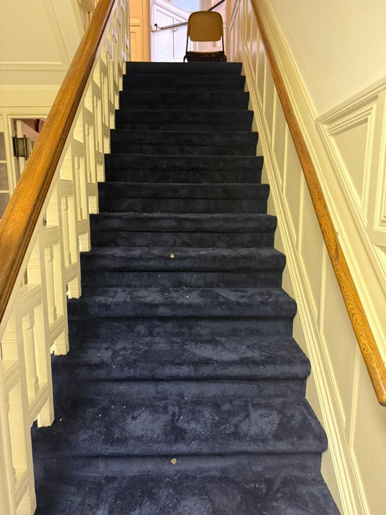 ‼️€375 trappen bekleden+tapijt trap stofferen vloerbedekking, Ophalen, Nieuw