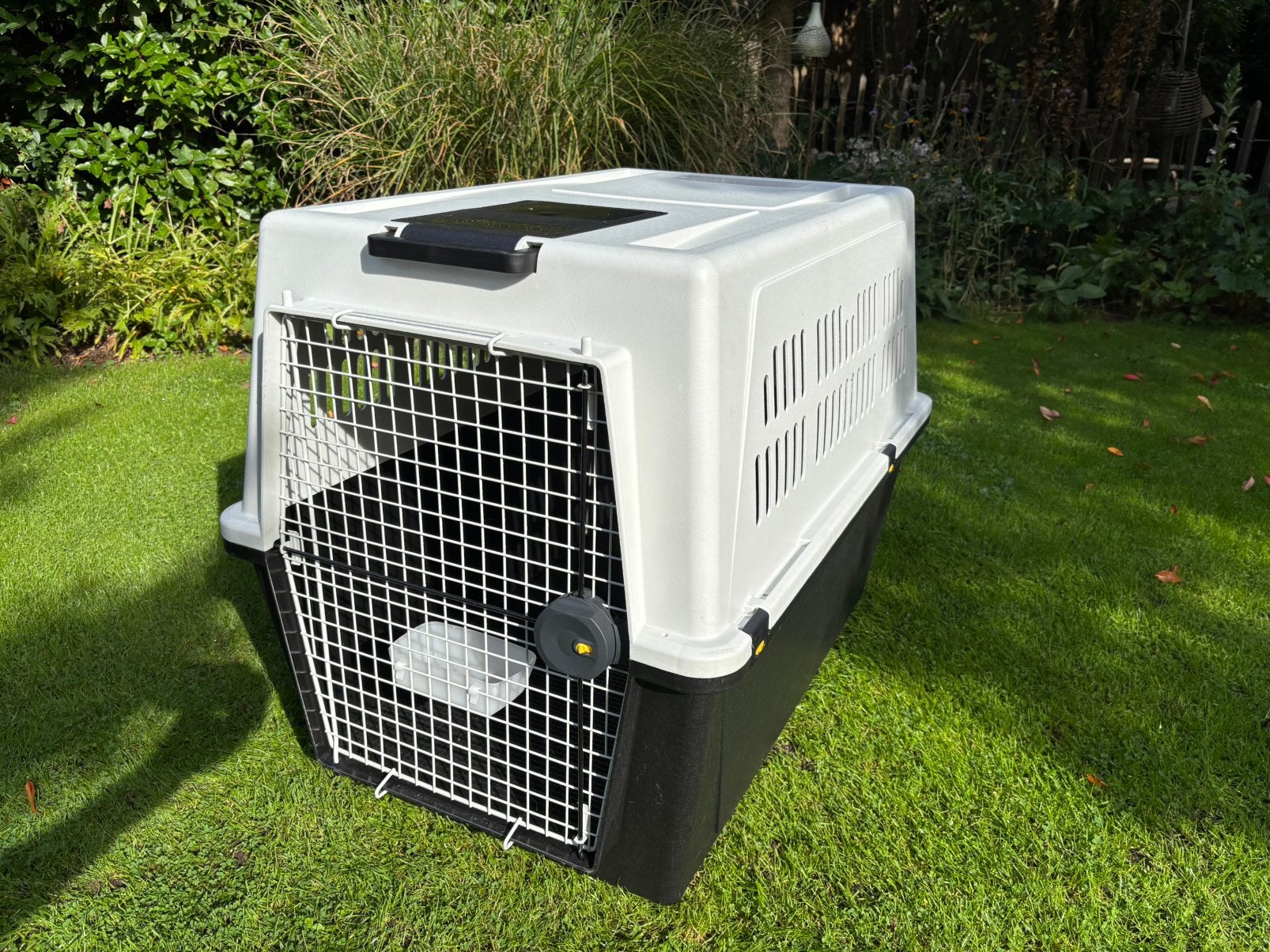 Ferplast bench / Transportbox IATA – Vliegtuig – Grote Hond, Ophalen, Zo goed als nieuw