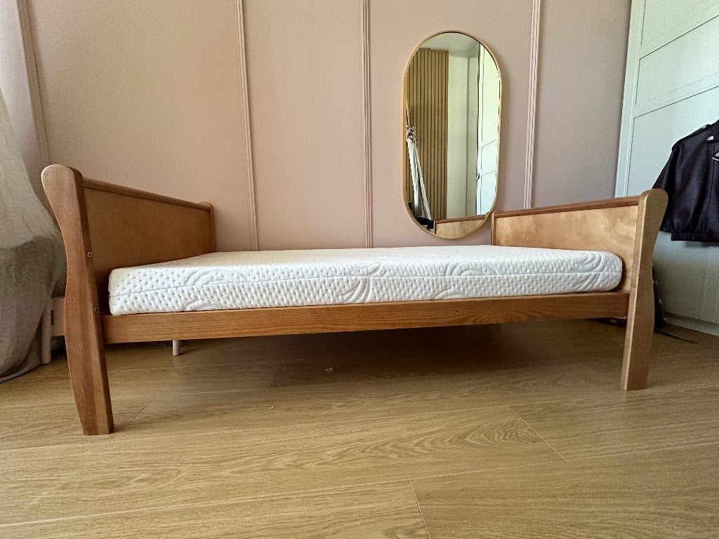 Peuterbed Woodies + matras zo goed als nieuw, Kinderen en Baby's, Kinderkamer | Bedden, Ophalen, 70 tot 85 cm, 140 tot 160 cm