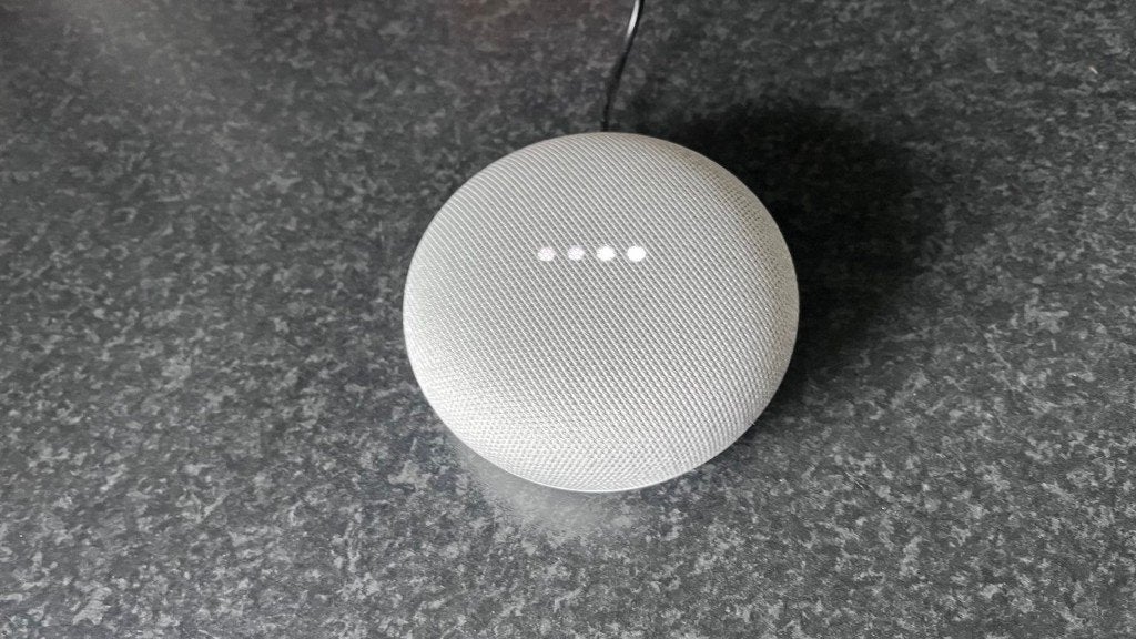 Google Home Mini, Slimme speaker, Ophalen of Verzenden, Minder dan 60 watt, Bluetooth