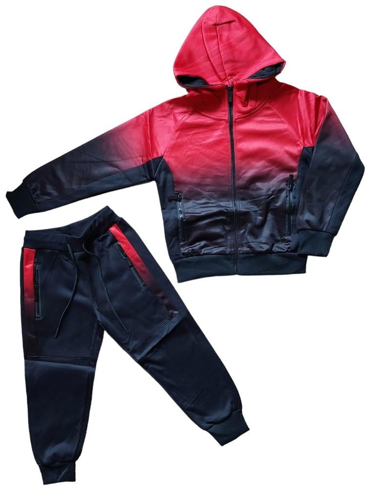 Trainingspak/ Vrijetijdspak - Rood/zwart mt 122/128., Jongen of Meisje, Sport- of Zwemkleding, Ophalen of Verzenden, 7204gh