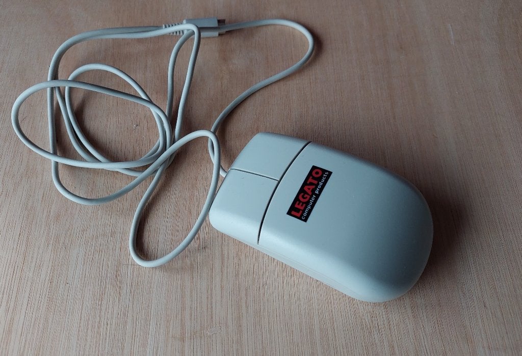 Nieuw!!! 2 Knops “balletjes’’muis uit ca 1998, Computers en Software, Ophalen of Verzenden, Legato