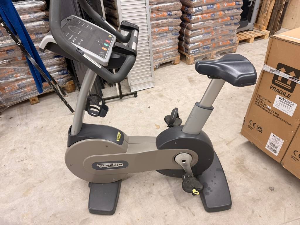 Technogym bike new excite 700 led, Ophalen, Zo goed als nieuw, Overige typen