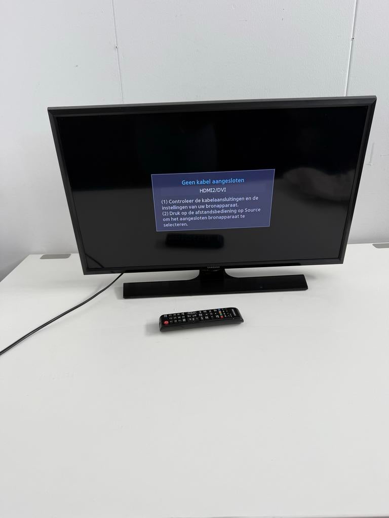 Samsung T28E310EW/EN 28 inch Full HD LED TV, Audio, Tv en Foto, Televisies, Ophalen, LED, Zo goed als nieuw, .