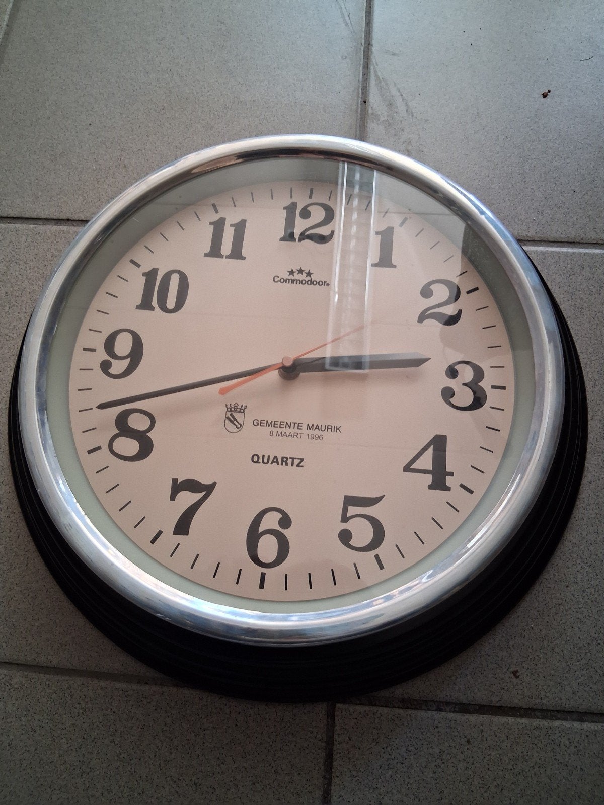 Wandklok Commandoor Quartz - Gemeente Maurik 1996, Ophalen of Verzenden