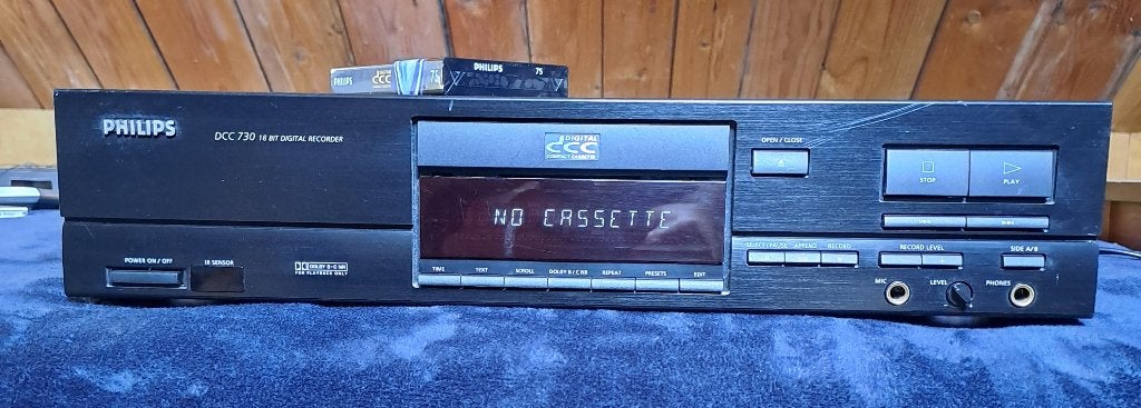 PHILIPS DCC 730, Audio, Tv en Foto, Cassettedecks, Enkel, Philips, Auto-reverse, Tiptoetsen, Tape counter, Verzenden