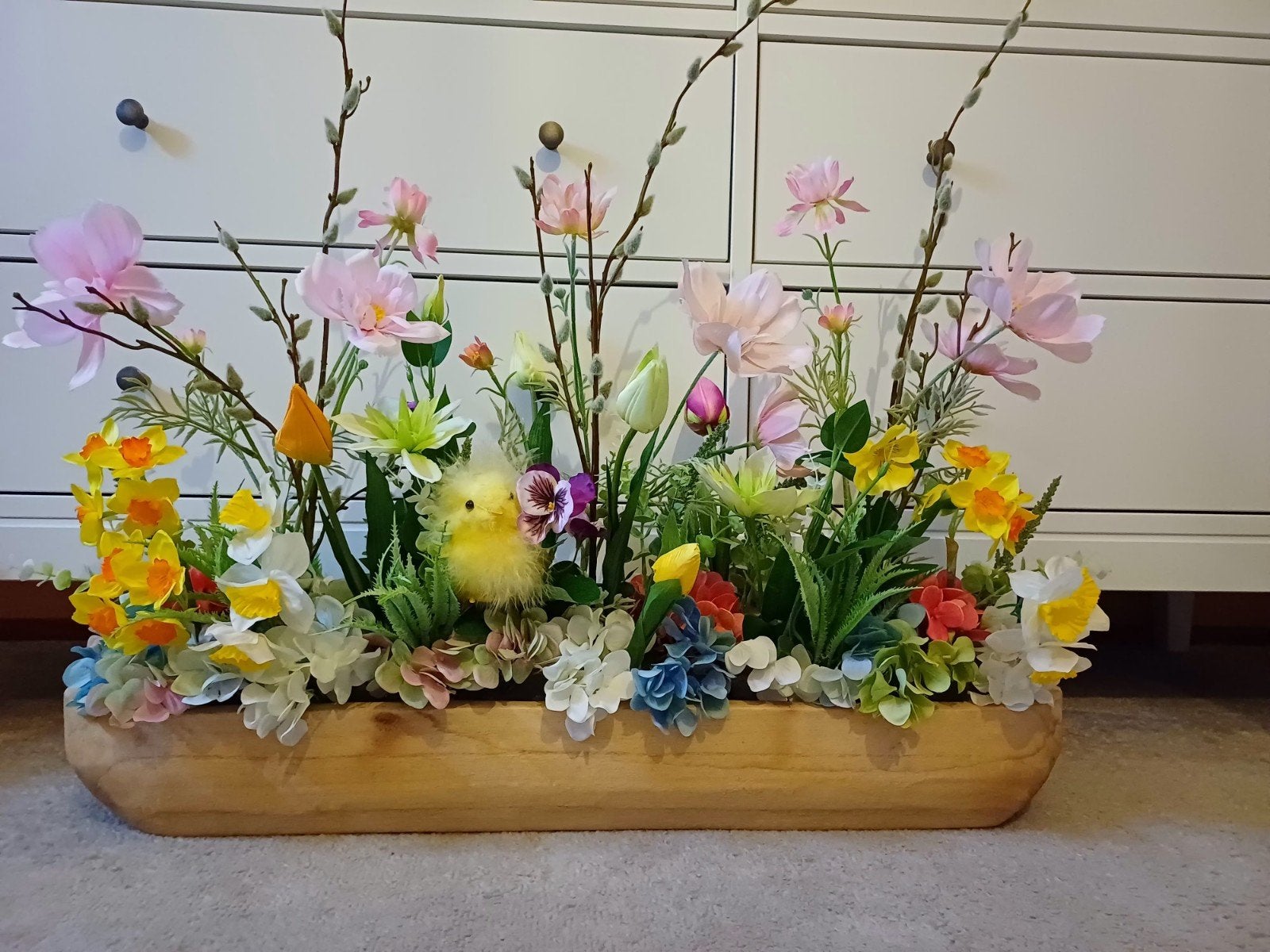 Prachtig zijden bloemstuk in houten schaal - Levensecht, Ophalen of Verzenden, Nieuw