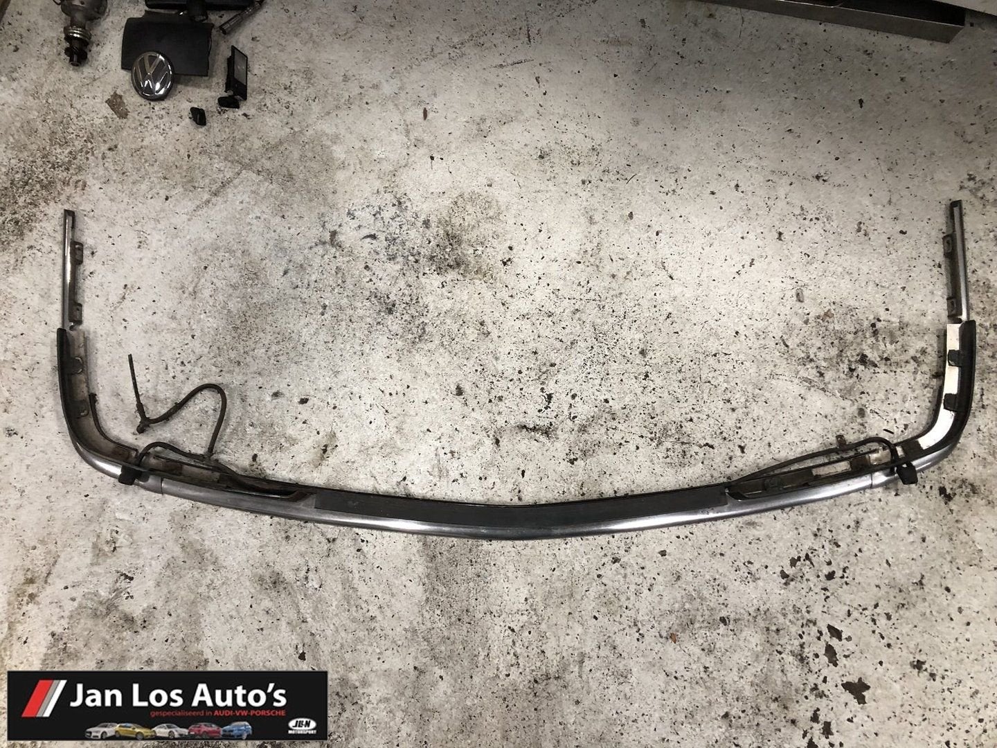 Voorbumperlijst Audi V8 4.2, Auto-onderdelen, Gebruikt, -, -, -