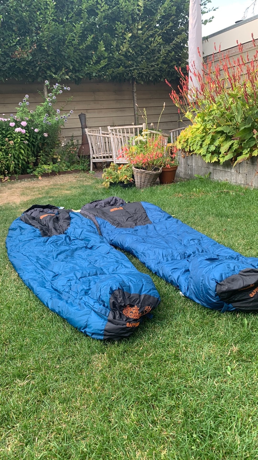 Jack Wolfskin mummy slaapzak - dons/-2 tot 6 graden, Caravans en Kamperen, Ophalen, Zo goed als nieuw