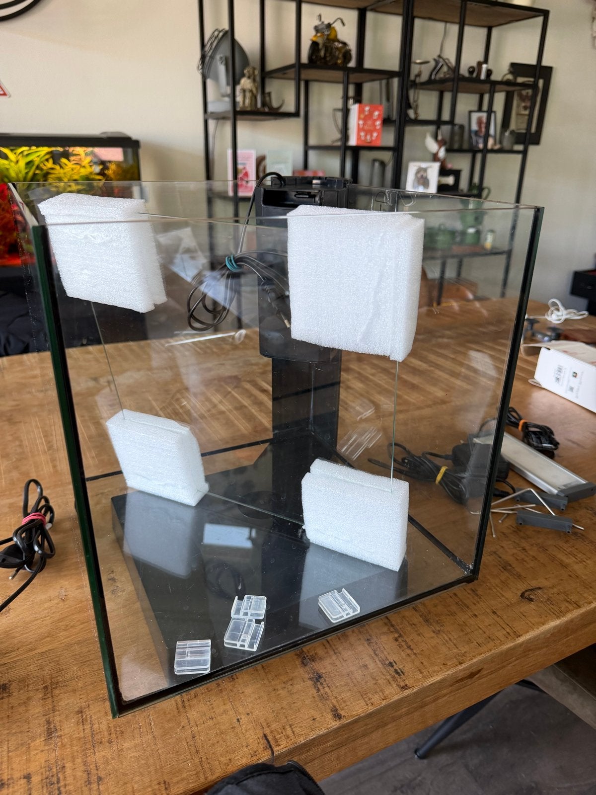 Superfish Qubiq 30 Pro 32x32x42.5 cm - Aquaria - Zwart, Ophalen, Gebruikt, Leeg aquarium, Superfish