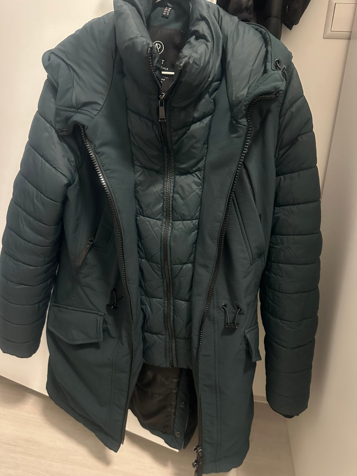 Groene winterjas zogoed als nieuw, Kleding | Dames, Ophalen of Verzenden, Zo goed als nieuw, Maat 38/40 (M), Groen