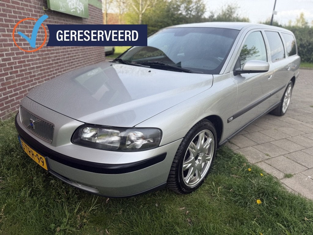 Volvo V70 2.4 D5 G-tronic*2003*Ecc|Cruise|Leder|Lmv|T-haak, Automaat, Zwart, 163 pk, Diesel