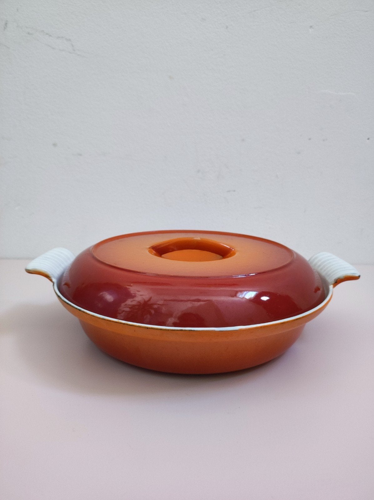 Dru gietijzeren pan, Ophalen, Gietijzer