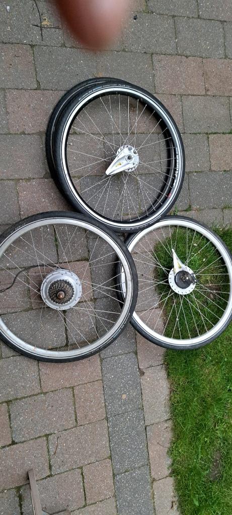 fietswielen 3 x, Gebruikt, Motor, Koga miyata, Aluminium