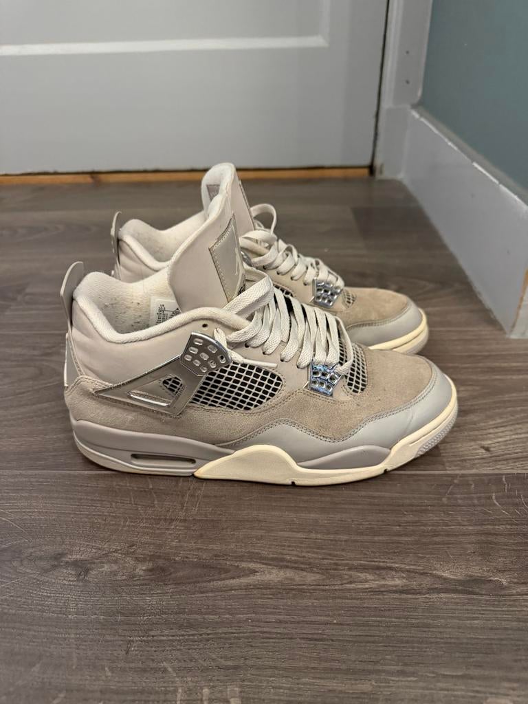 Jordan 3 Retro 'Frozen Moments', Ophalen of Verzenden, Zo goed als nieuw