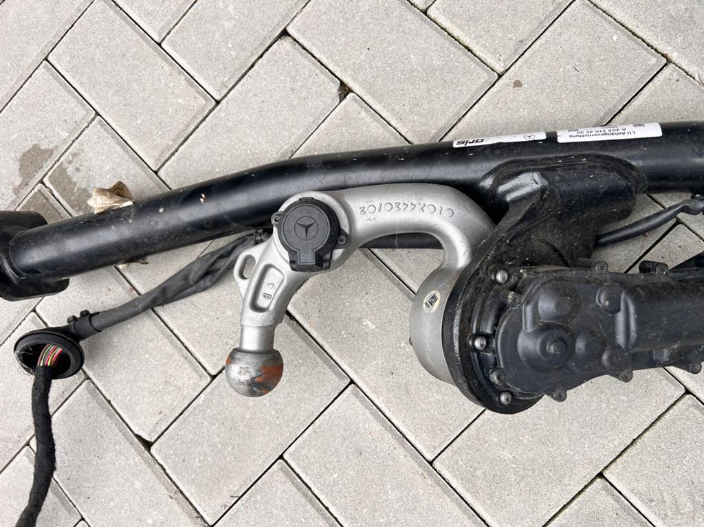 Complete Wegklapbare trekhaak mercedes w205, Ophalen
