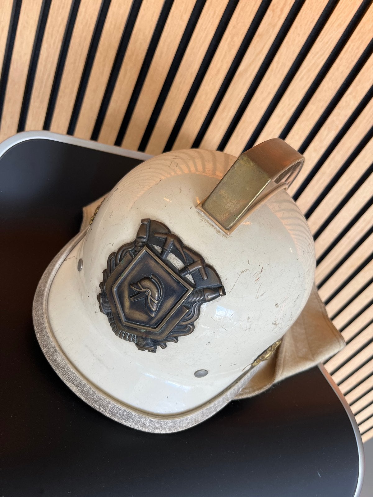 Vintage brandweerhelm - Antieke brandweeruitrusting, Antiek en Kunst, Ophalen of Verzenden