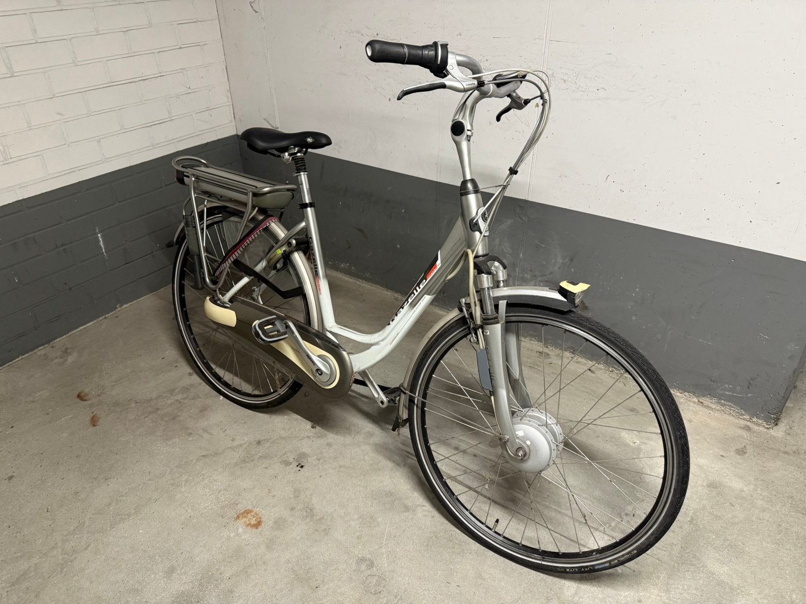 Gazelle Energy elektrische zeer nette staat – accu Defect!, Fietsen en Brommers, Fietsen | Dames | Damesfietsen, Ophalen, Zo goed als nieuw