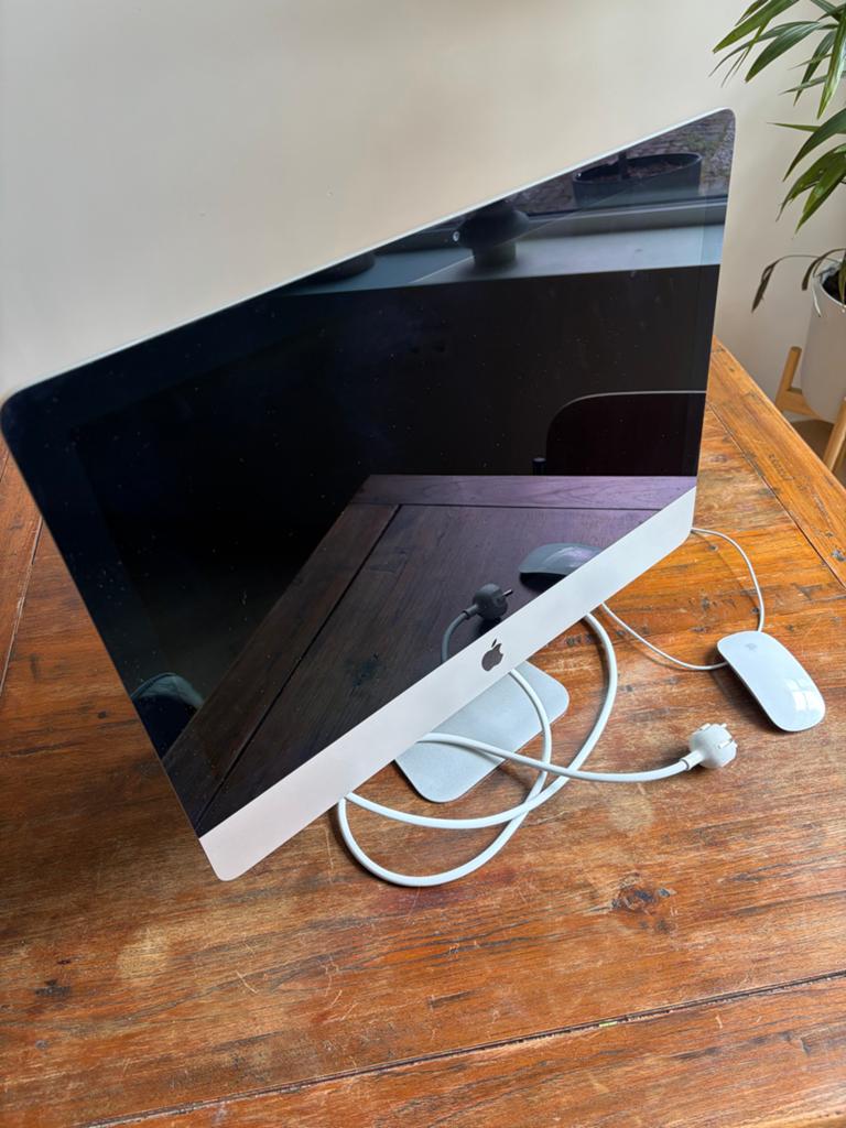 iMac Retina 4K 21,5 inch (Late 2015) - Zeer nette staat, Computers en Software, Apple Desktops, Zo goed als nieuw, iMac, Onbekend